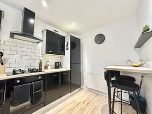 Kitchen- click for photo gallery